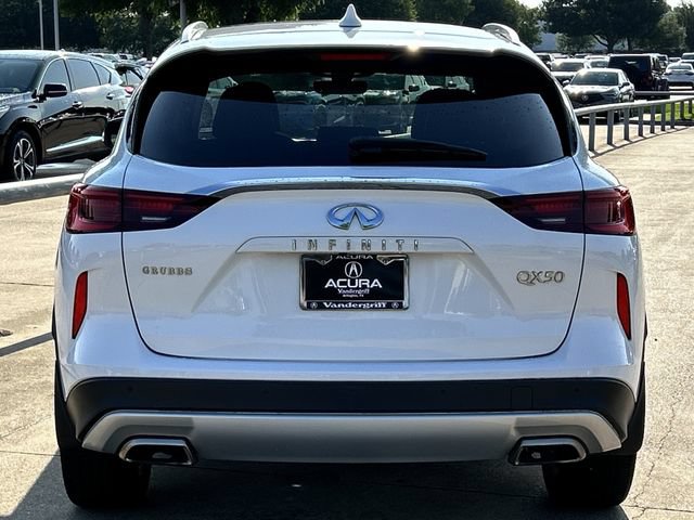 Used 2023 INFINITI QX50 Luxe FWD image 5