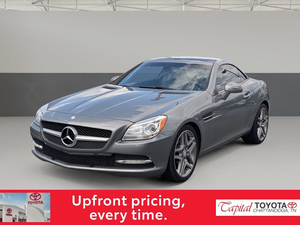 Used 2013 Mercedes-Benz SLK 250 image 4