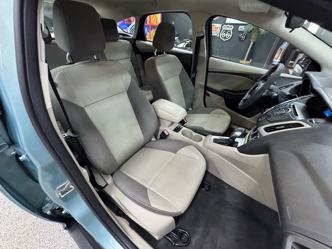 Used 2012 Ford Focus SE image 21