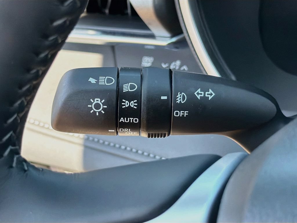 Used 2026 Toyota Highlander Limited AWD/4WD image 22