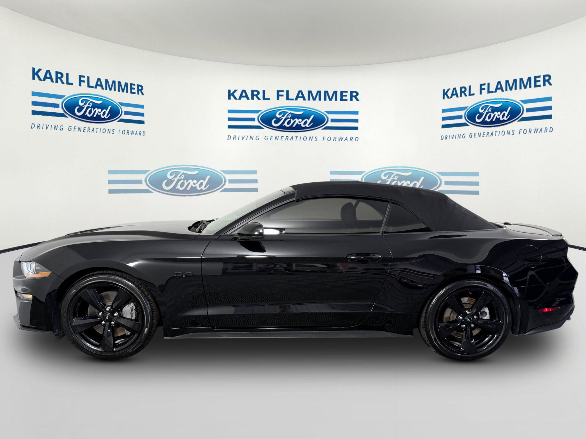 Certified 2021 Ford Mustang GT Premium w/ Black Accent Package RWD image 5