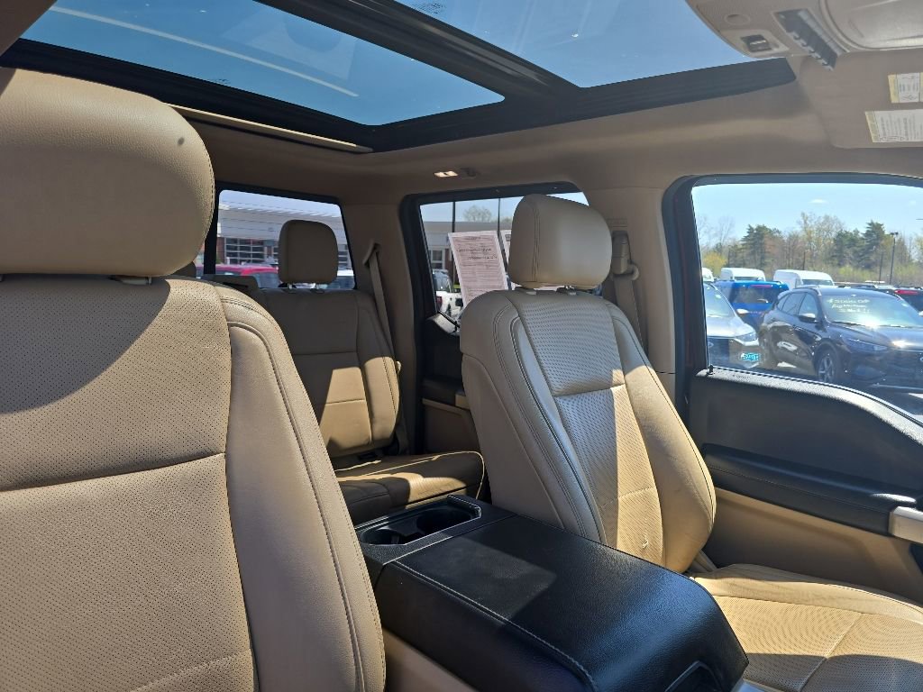 Used 2017 Ford F250 Lariat w/ Lariat Ultimate Package AWD/4WD image 44