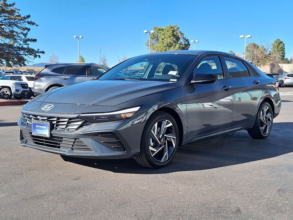 New 2025 Hyundai Elantra Sport image 7