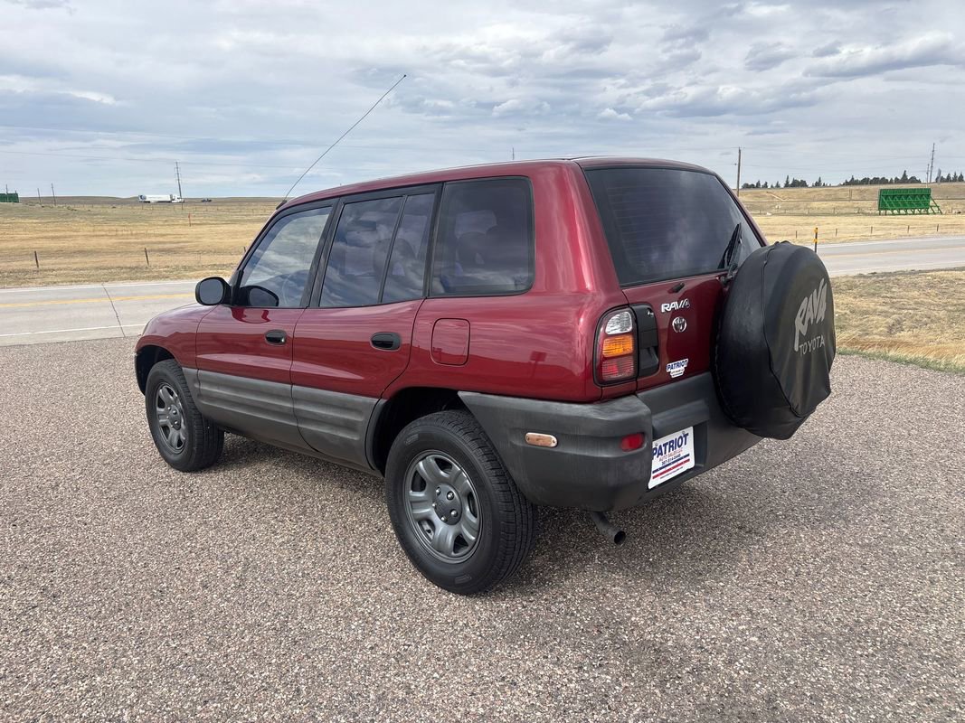 Used 1999 Toyota RAV4 2WD 4-Door image 3