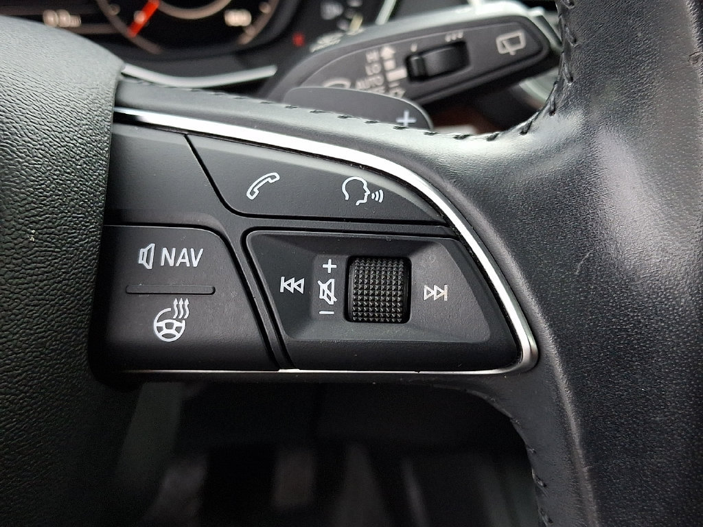 Used 2018 Audi Q5 Premium Plus w/ Premium Plus Package AWD/4WD image 24