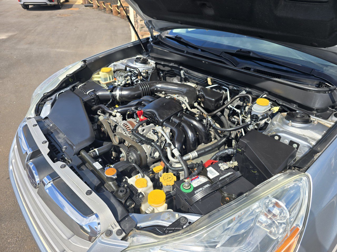 Used 2013 Subaru Outback 3.6R Limited image 15