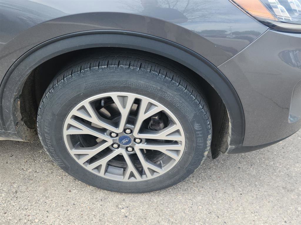 Used 2021 Ford Escape SEL AWD/4WD image 2