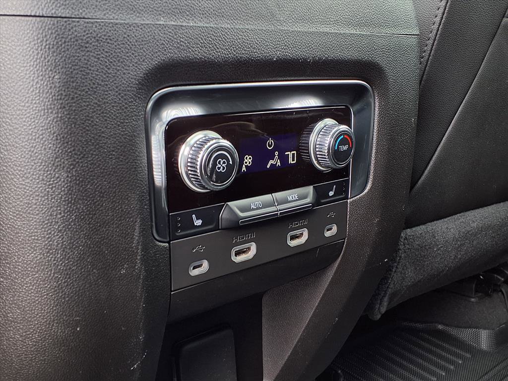 Used 2021 GMC Yukon SLT w/ SLT Premium Package image 31