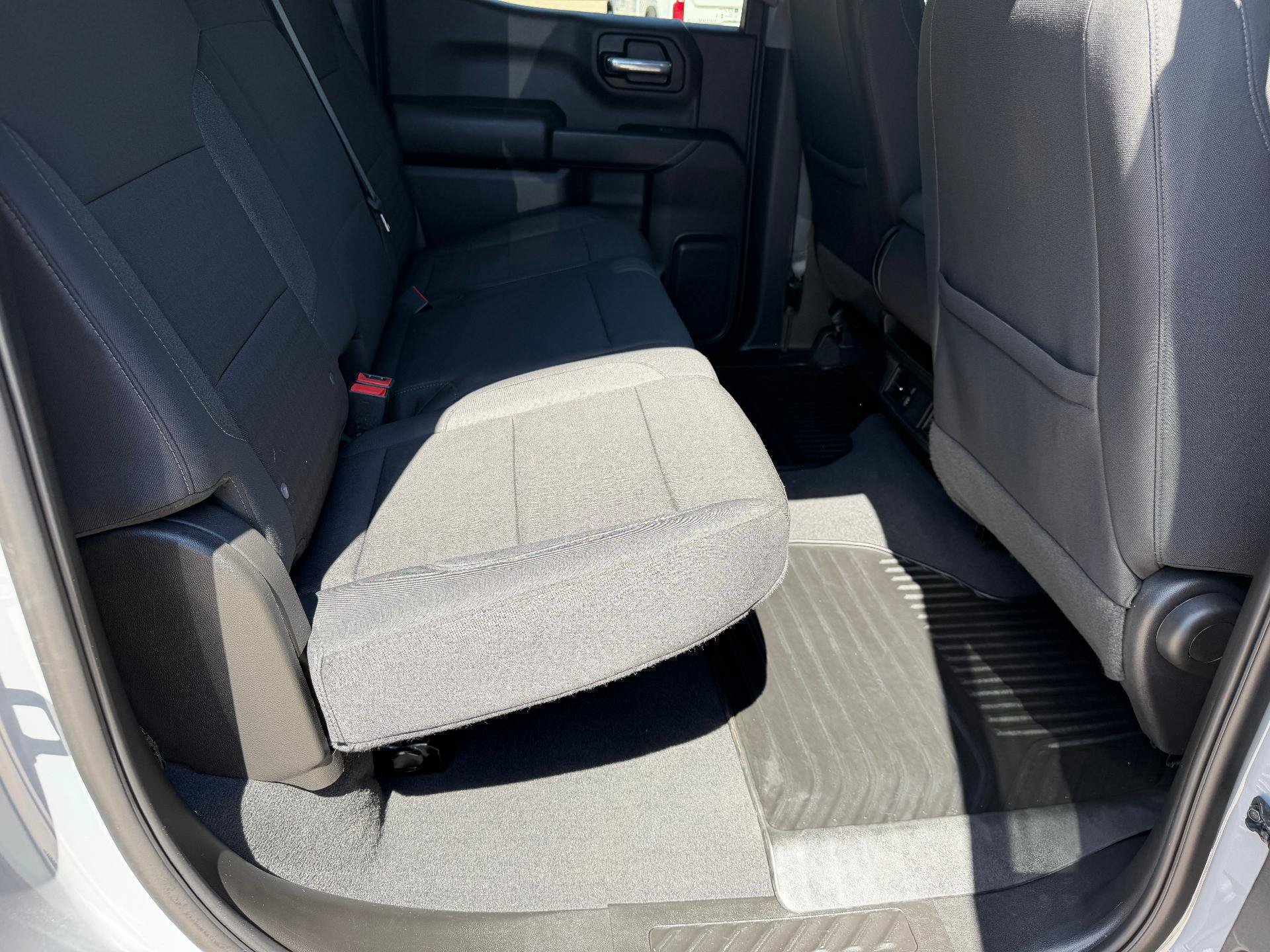 Used 2025 Chevrolet Silverado 1500 Custom RWD image 24
