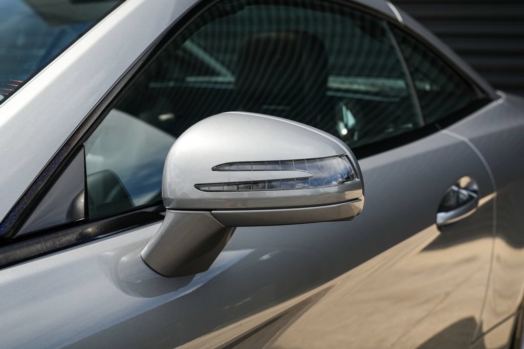 Used 2013 Mercedes-Benz SL 550 image 10