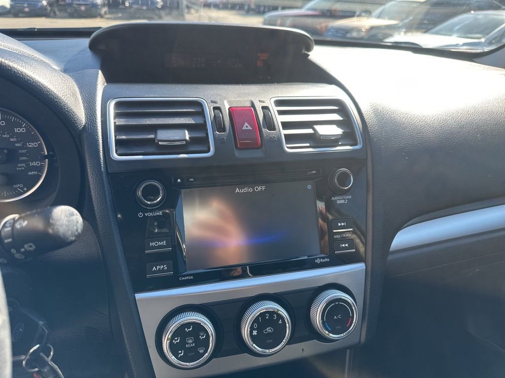 Used 2017 Subaru Crosstrek 2.0i Premium image 16