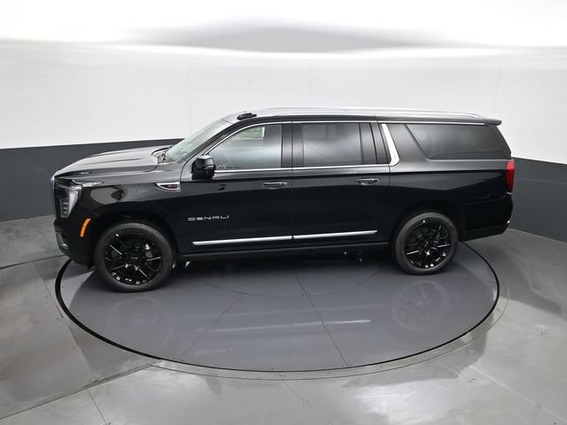 New 2026 GMC Yukon XL Denali w/ Sun & Power Step Package AWD/4WD image 21