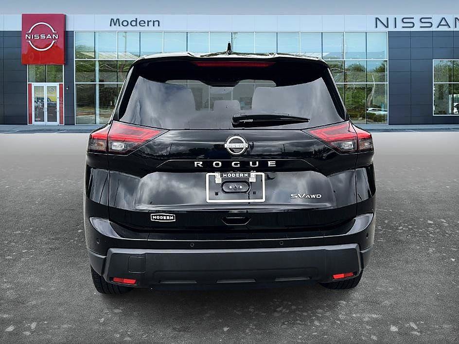 Certified 2024 Nissan Rogue SV AWD/4WD image 6