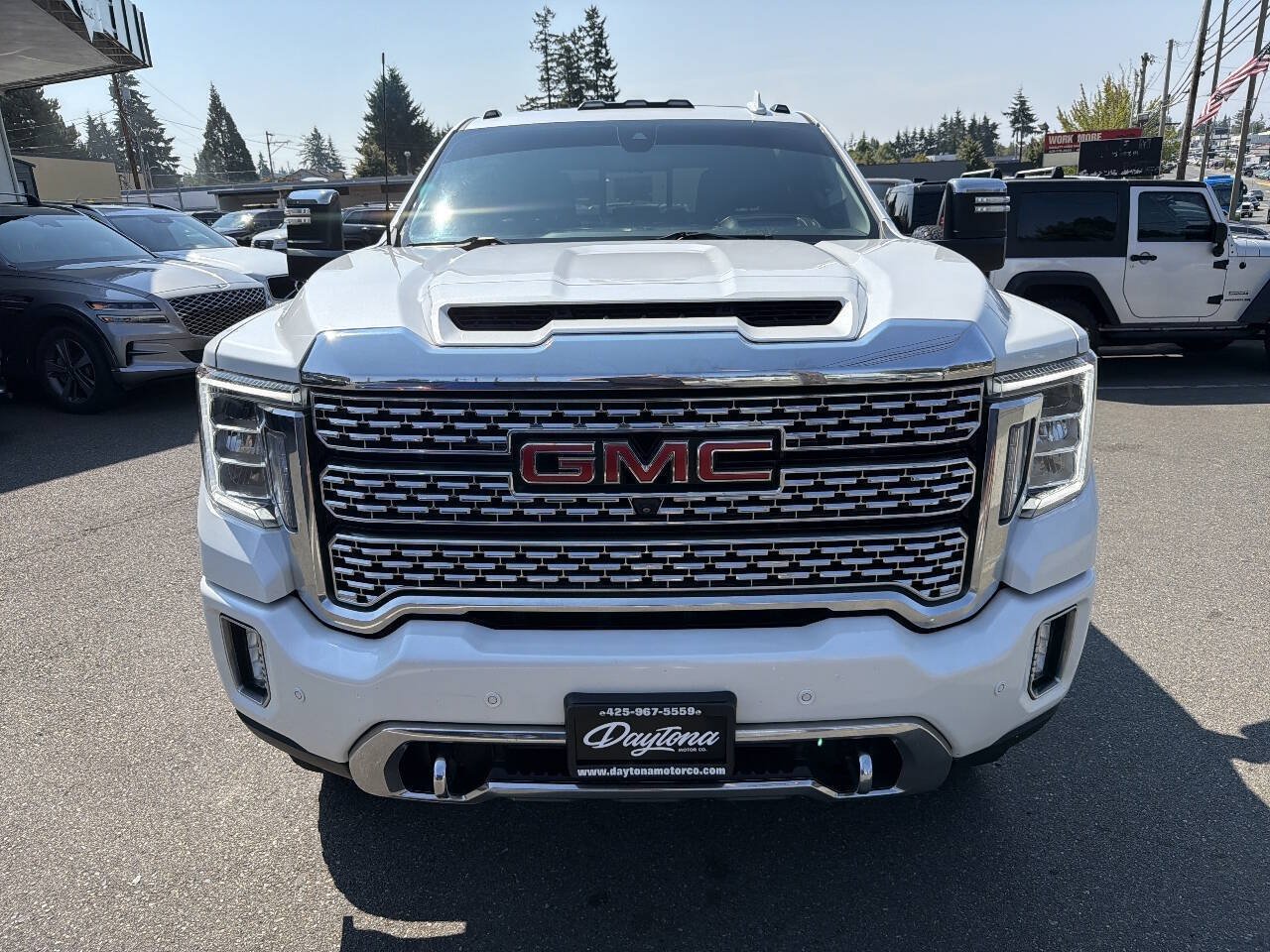Used 2021 GMC Sierra 3500 Denali w/ Denali Ultimate Package AWD/4WD image 15