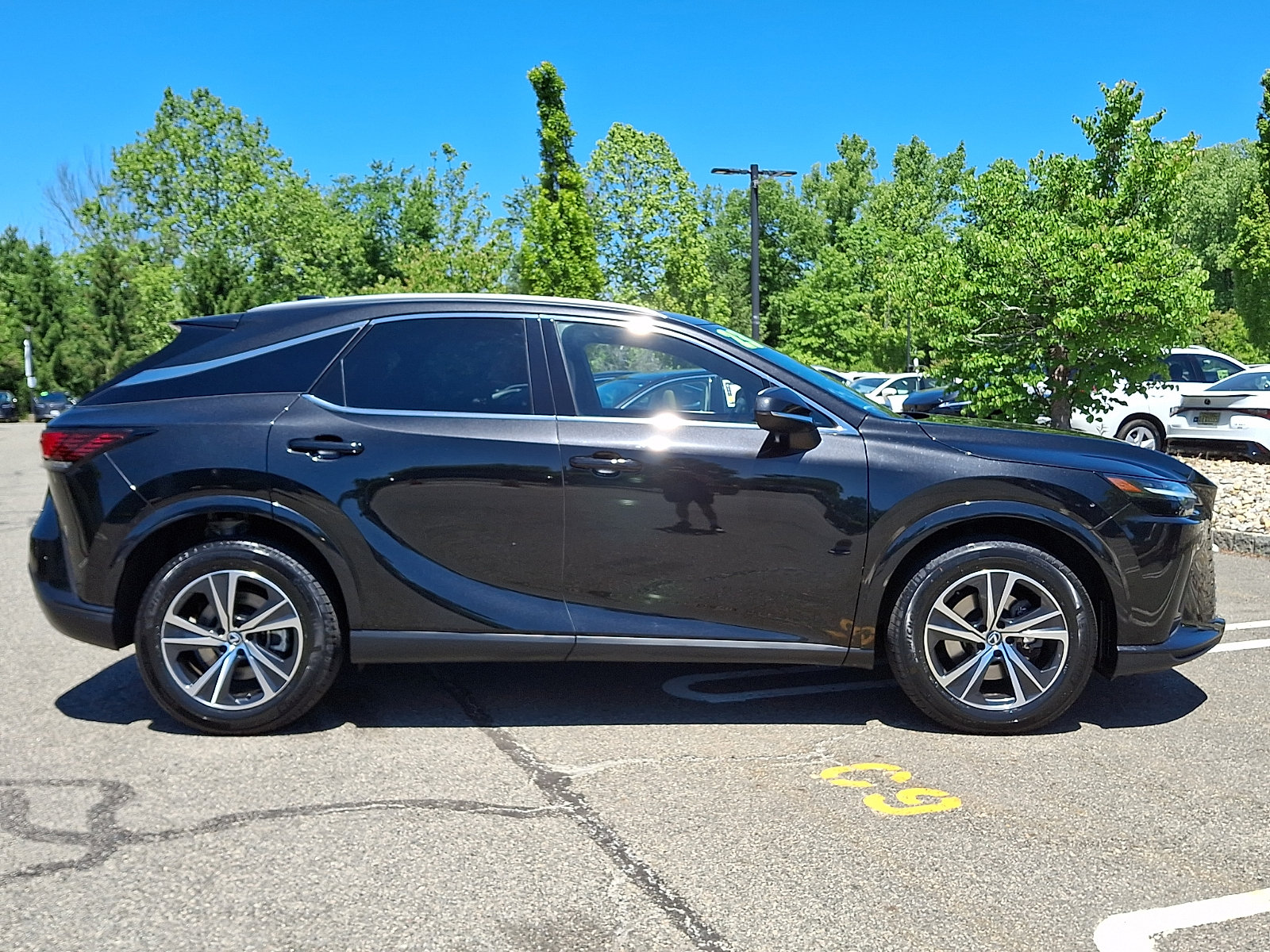 Certified 2023 Lexus RX 350 Premium w/ Accessory Package AWD/4WD image 8