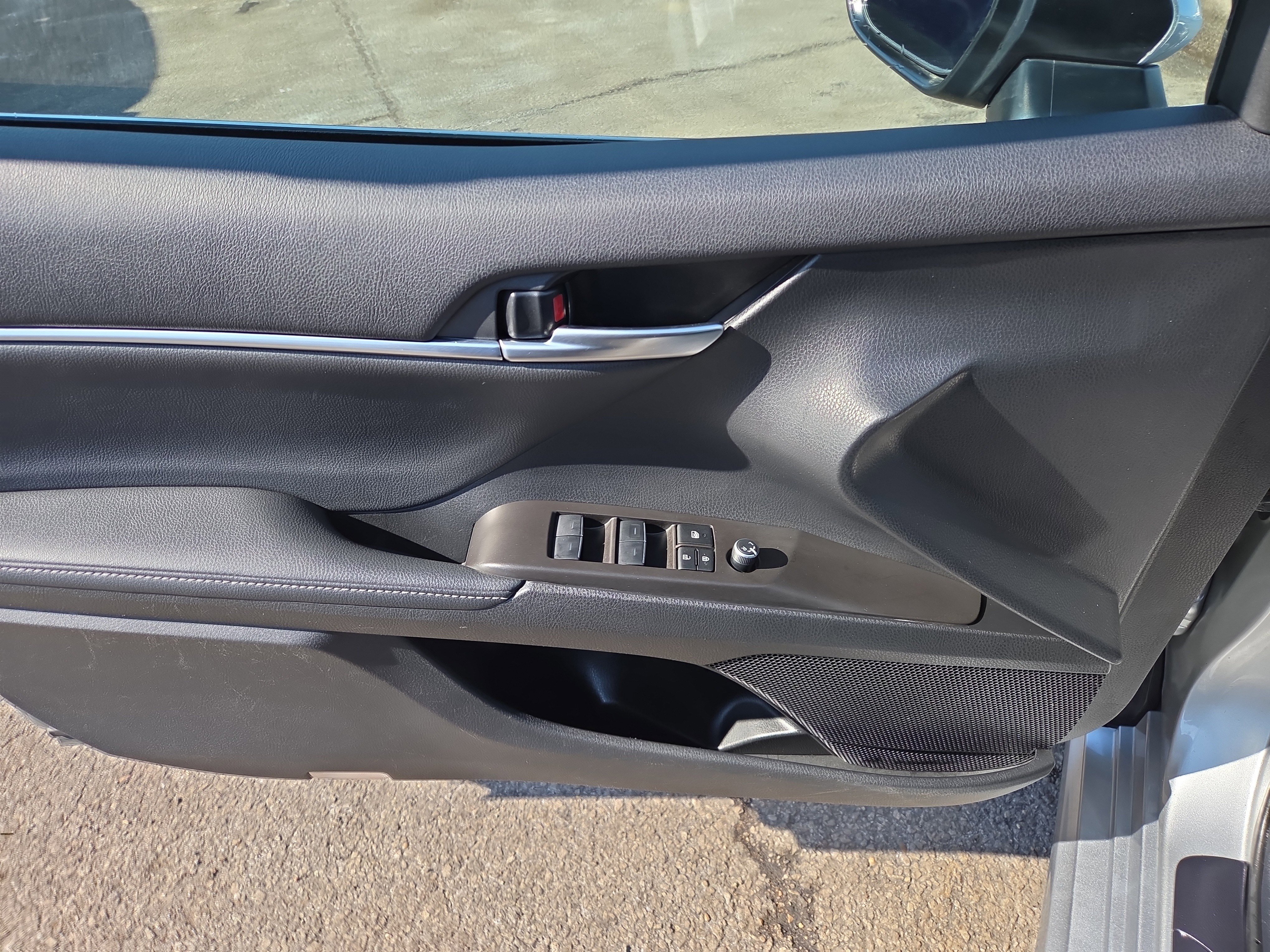 Used 2024 Toyota Camry XSE image 5