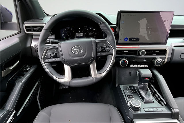 Used 2025 Toyota Tacoma TRD Off-Road AWD/4WD image 8