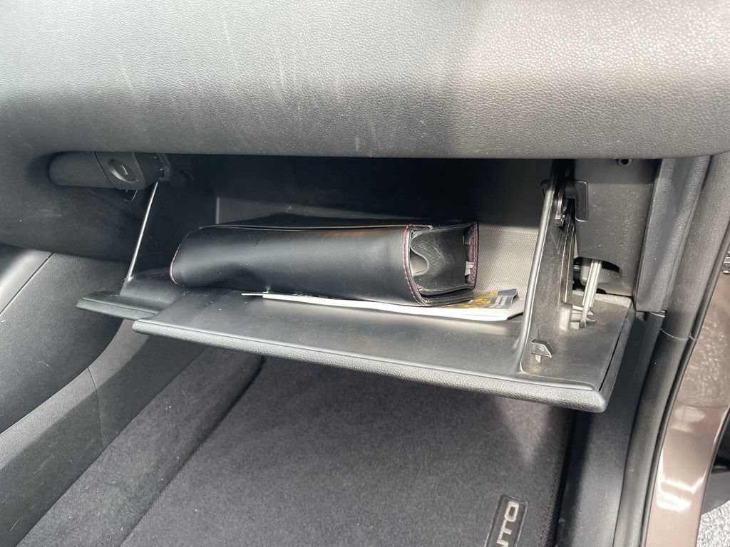 Used 2019 Kia Sorento AWD image 33