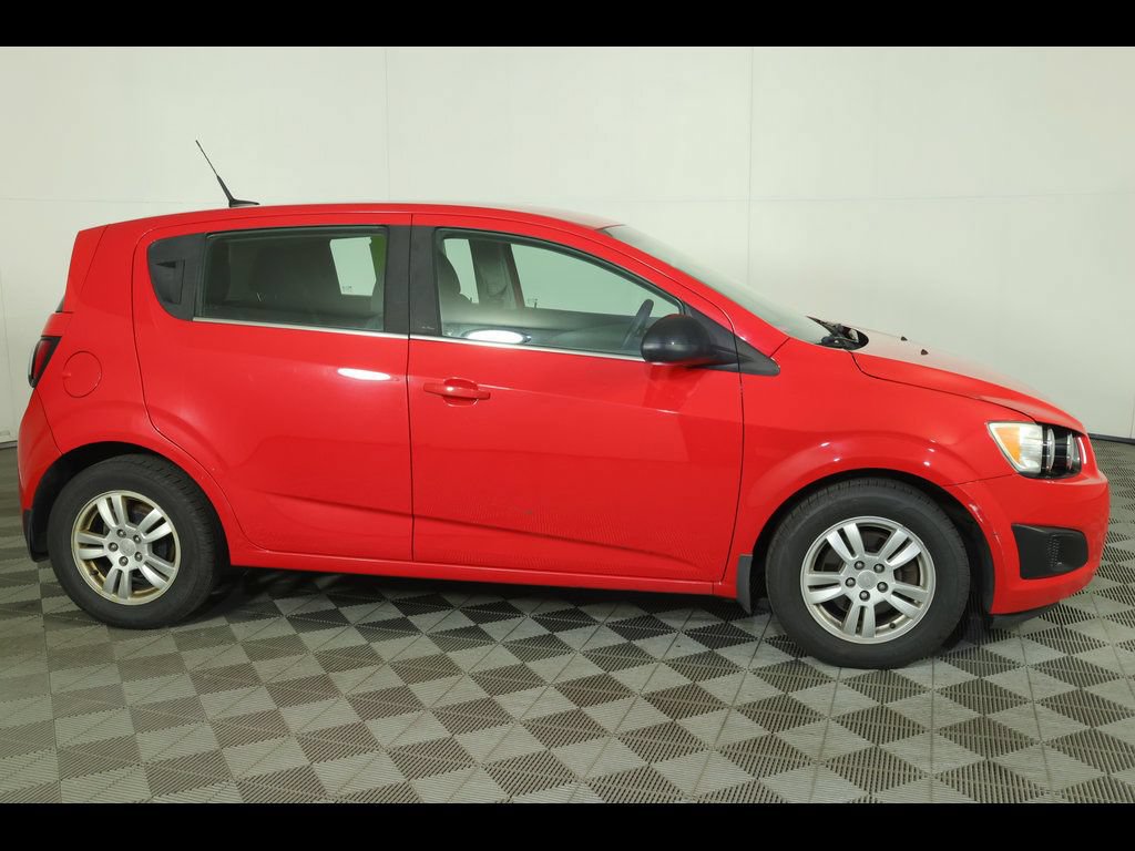 Used 2014 Chevrolet Sonic LT FWD image 9