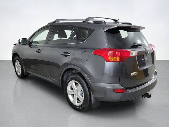 Used 2014 Toyota RAV4 XLE AWD/4WD image 5