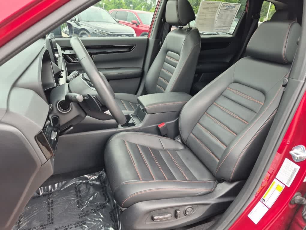 Used 2024 Honda CR-V Sport Touring image 13