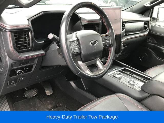 Used 2023 Ford Expedition Max Limited AWD/4WD image 3