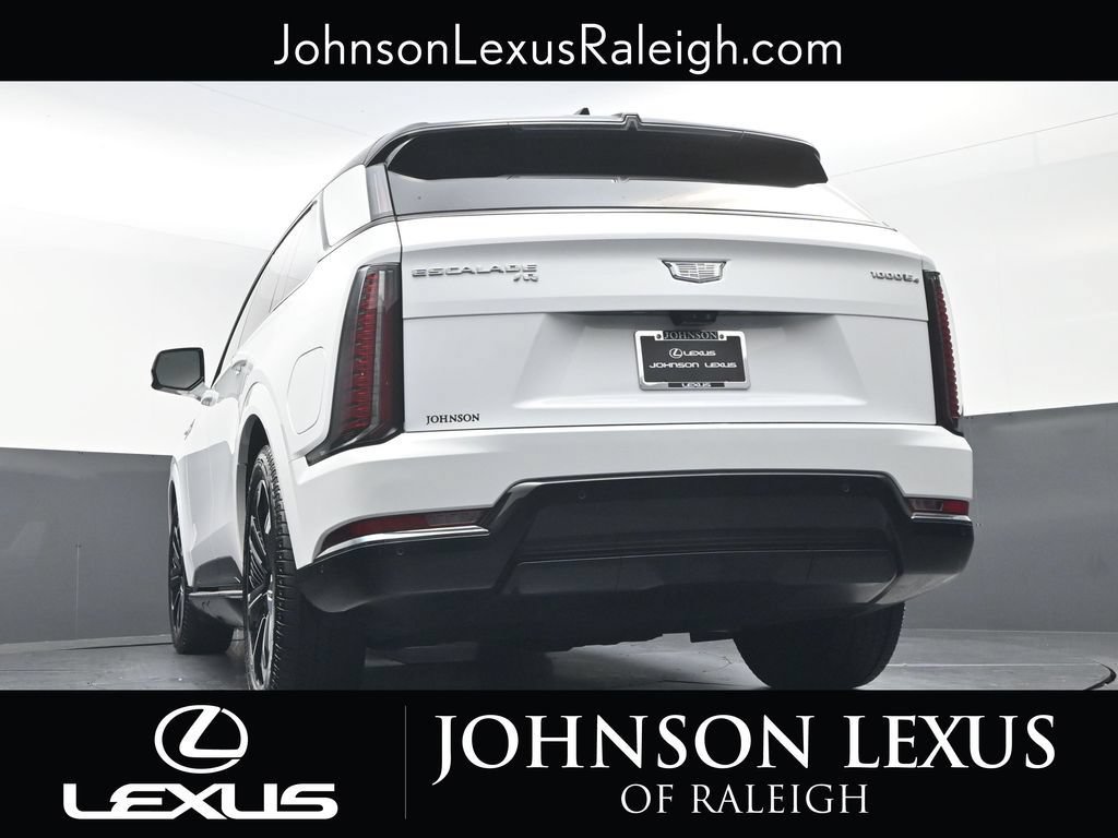 Used 2025 Cadillac Escalade IQ Sport 2 AWD/4WD image 19