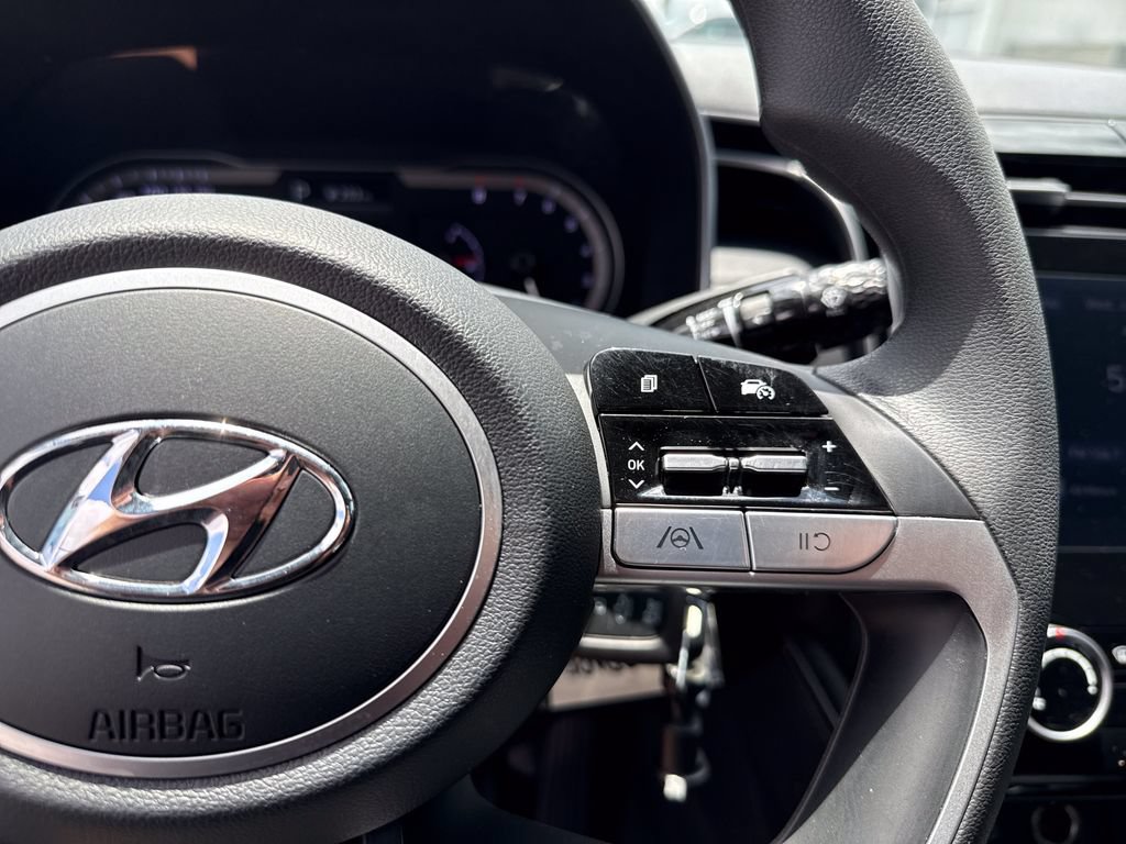 Used 2023 Hyundai Santa Cruz SE AWD/4WD image 24