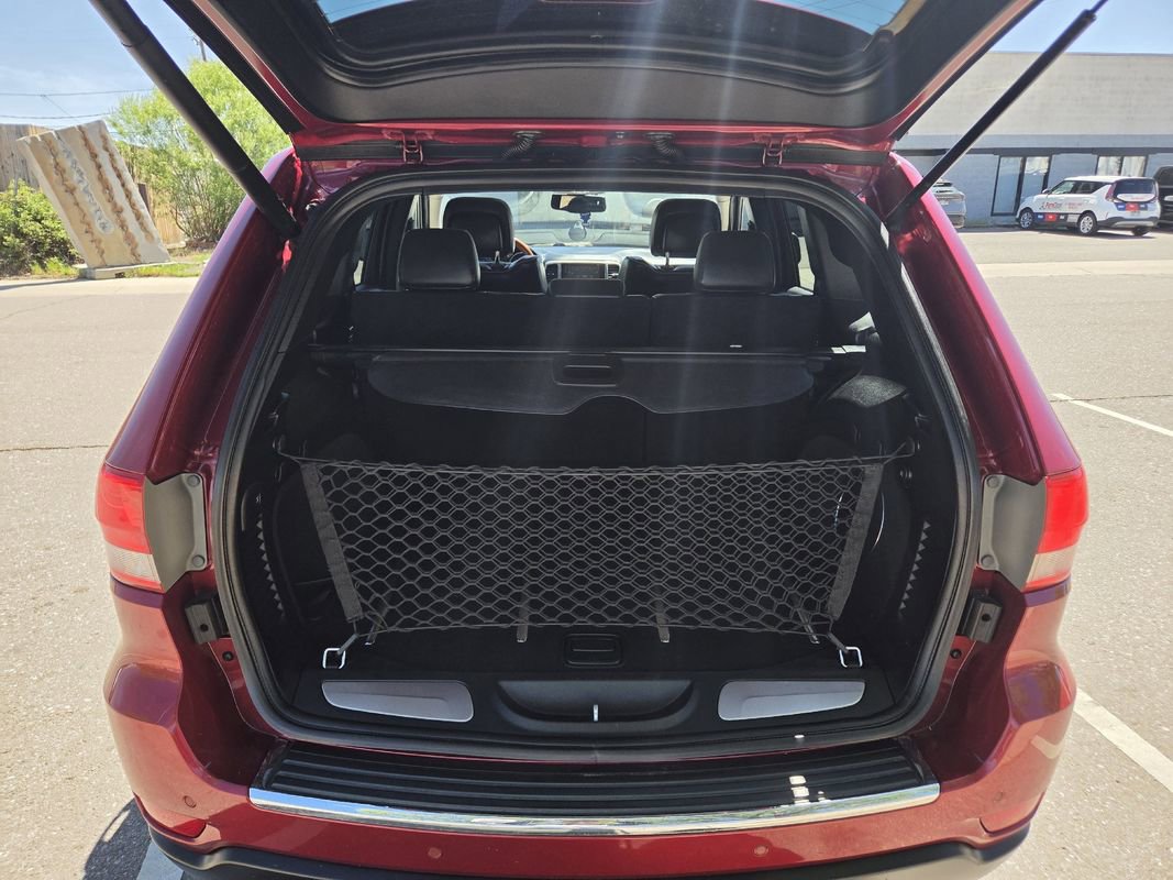 Used 2013 Jeep Grand Cherokee Overland AWD/4WD image 22