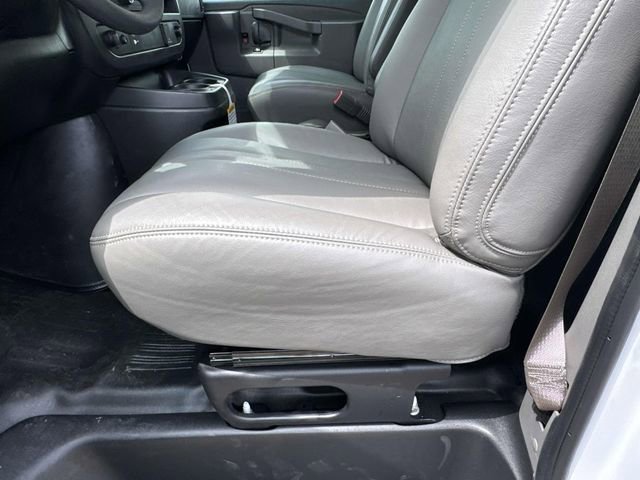 New 2026 Chevrolet Express 2500 Extended w/ Driver Convenience Package RWD image 19