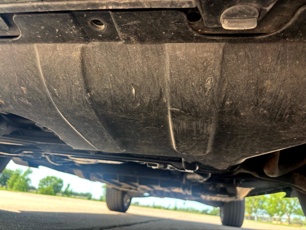 Used 2011 Jeep Grand Cherokee Overland Summit image 27