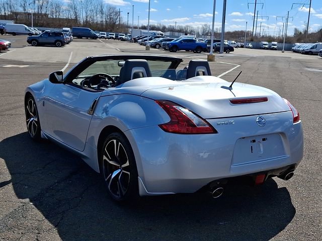 Used 2018 Nissan 370Z Touring Sport RWD image 4