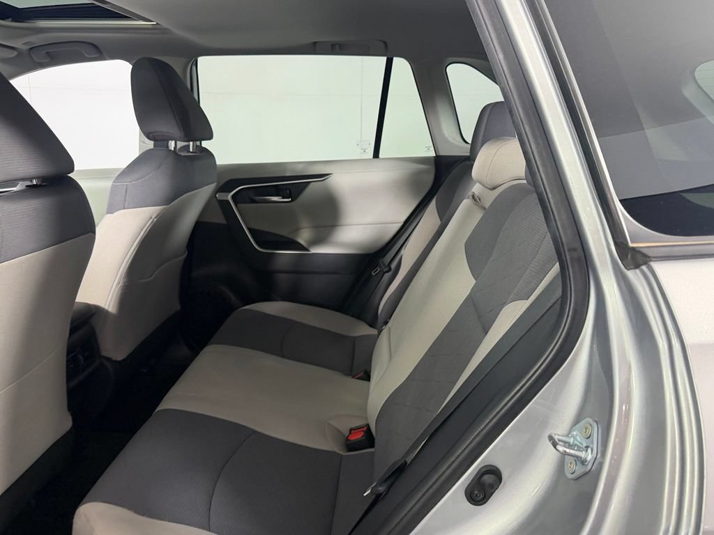 Used 2024 Toyota RAV4 XLE w/ Convenience Package FWD image 20