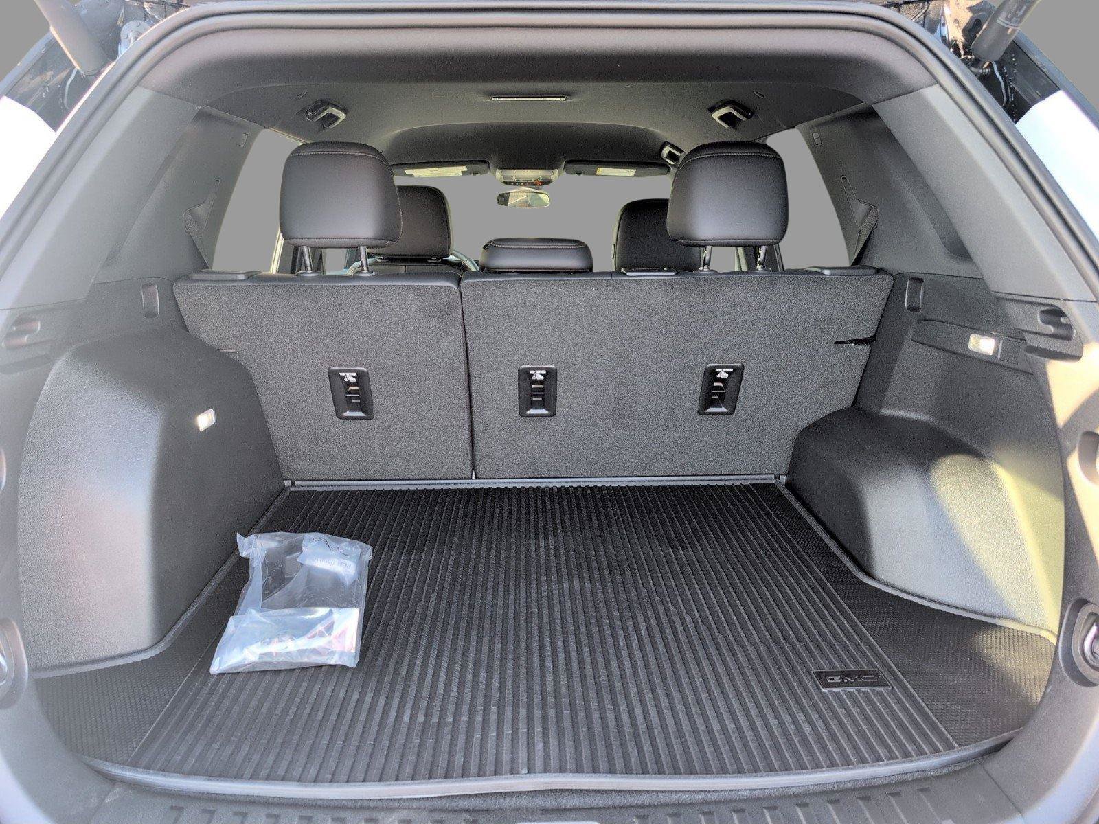 New 2026 GMC Terrain AT4 w/ Convenience Package III AWD/4WD image 5