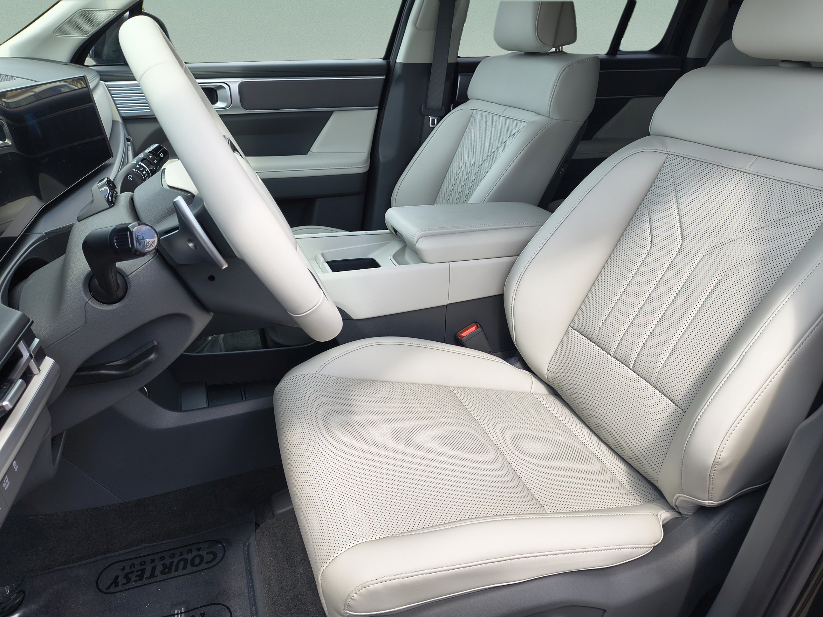 New 2027 Hyundai Santa Fe SEL FWD image 22