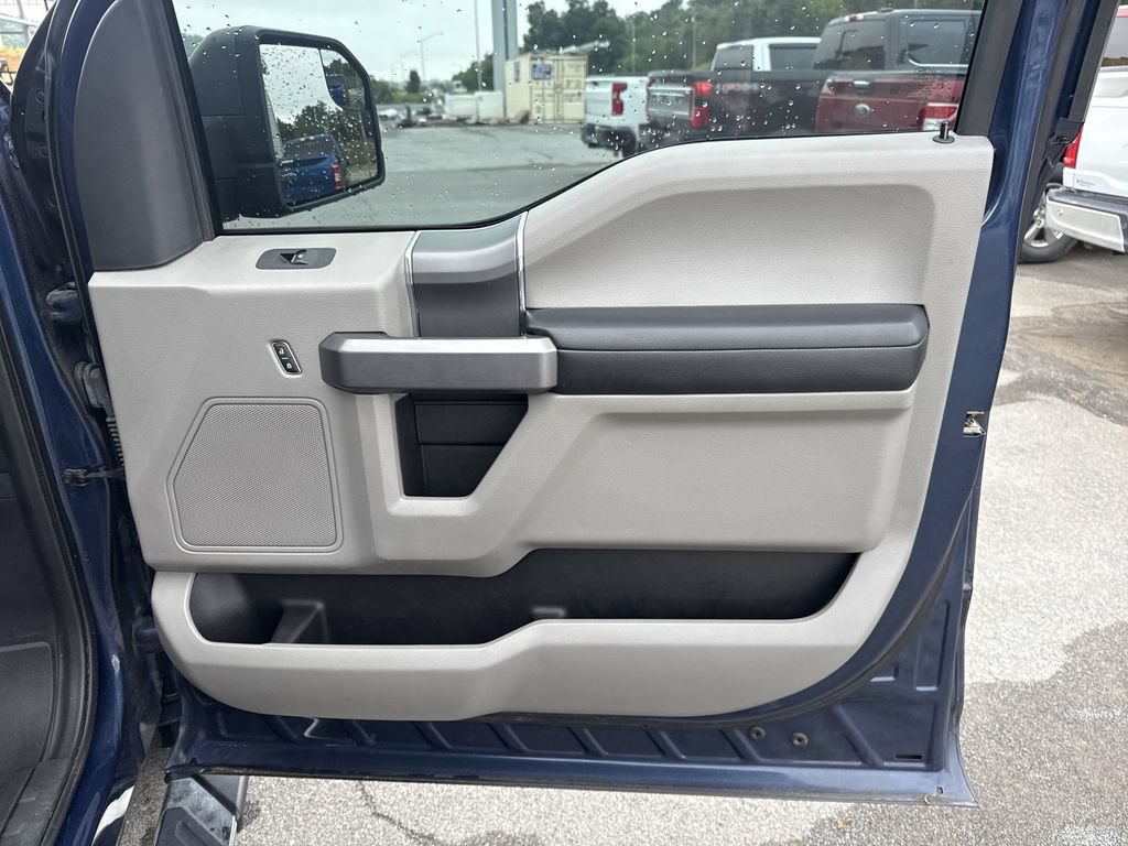 Used 2020 Ford F150 XLT w/ Equipment Group 302A Luxury AWD/4WD image 21