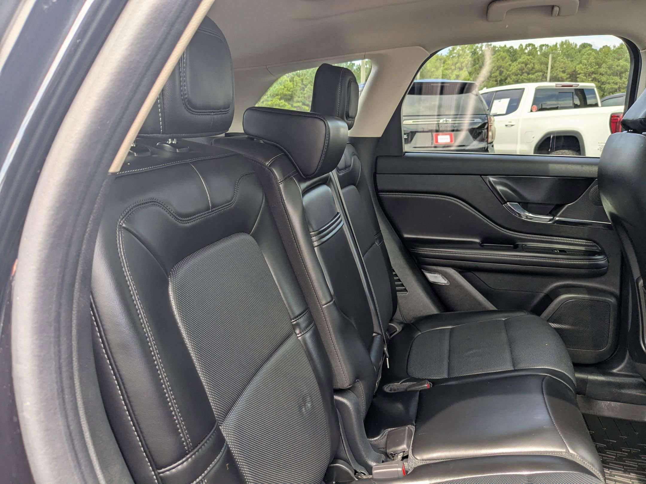 Used 2024 Lincoln Corsair Reserve w/ Equipment Group 201A AWD/4WD image 26