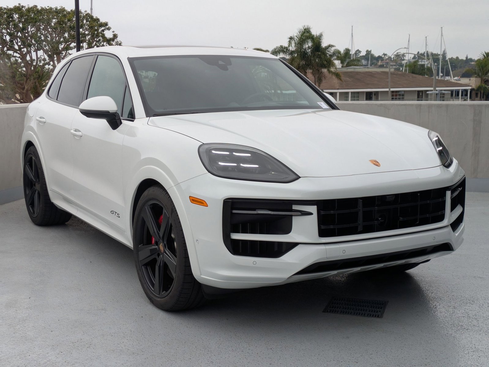 New 2025 Porsche Cayenne GTS image 7
