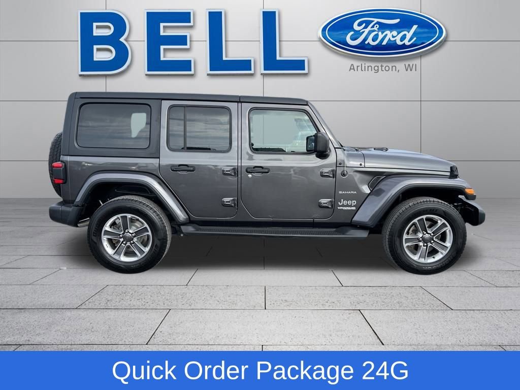 Used 2018 Jeep Wrangler Unlimited Sahara image 2