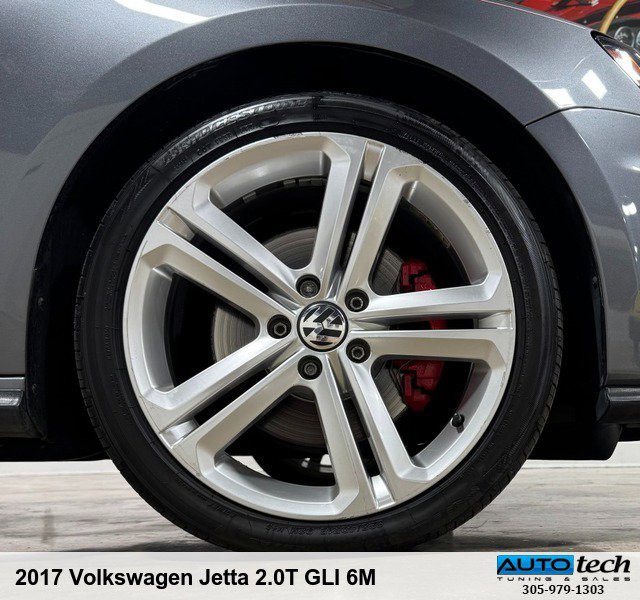 Used 2017 Volkswagen Jetta GLI image 14