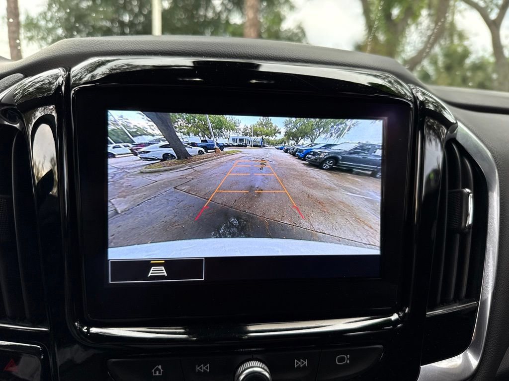 Used 2023 Chevrolet Traverse LT FWD image 34