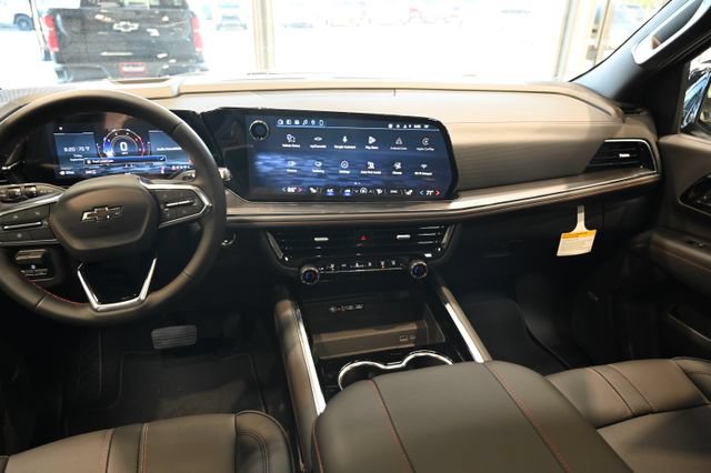 New 2026 Chevrolet Suburban RST w/ RST Capability Package AWD/4WD image 13