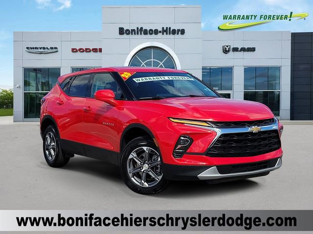 Used 2023 Chevrolet Blazer LT FWD image 1