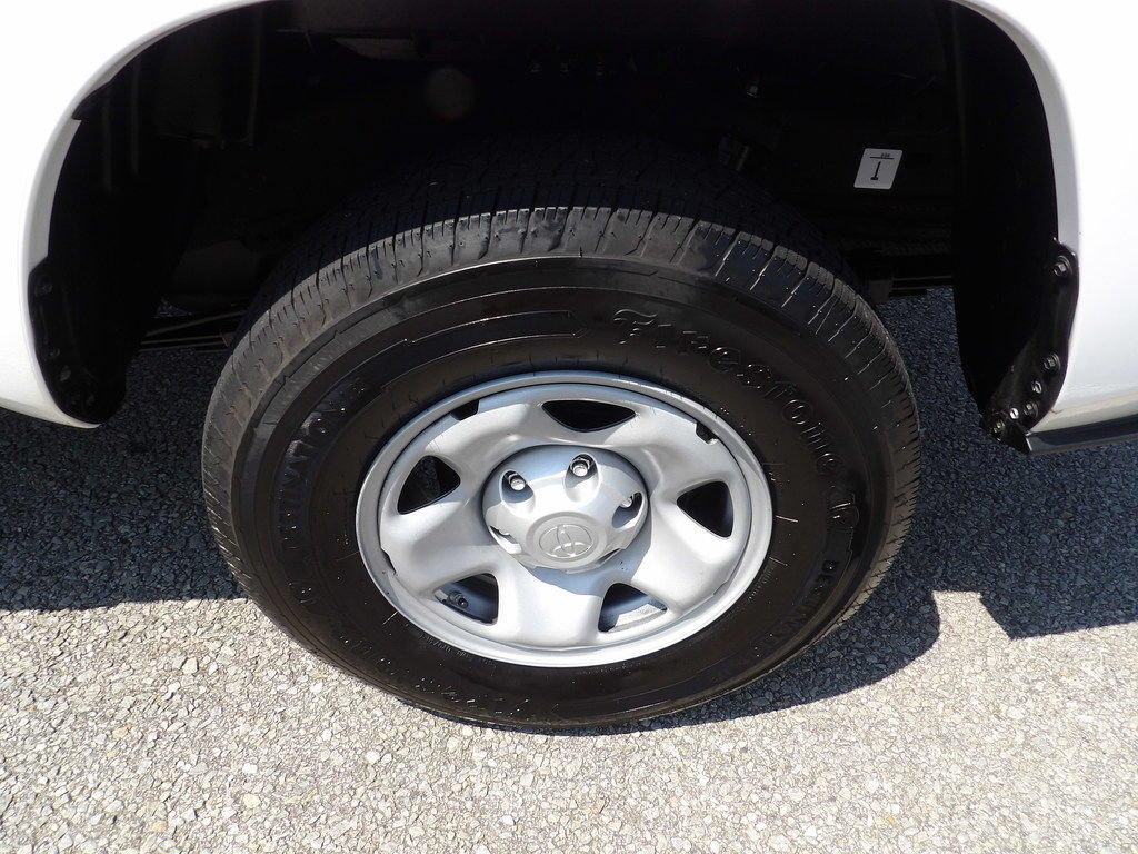 Used 2023 Toyota Tacoma SR RWD image 48