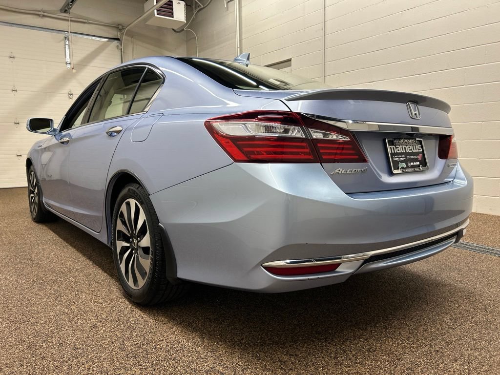 Used 2017 Honda Accord EX-L image 4