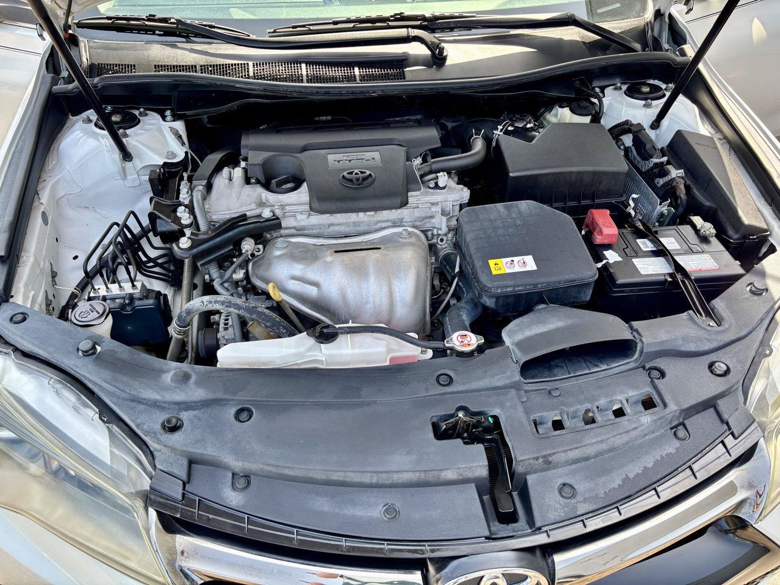 Used 2017 Toyota Camry SE FWD image 21