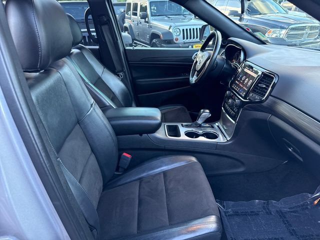Used 2021 Jeep Grand Cherokee Laredo X AWD/4WD image 9