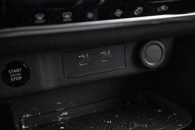 Used 2026 Nissan Rogue SV image 19