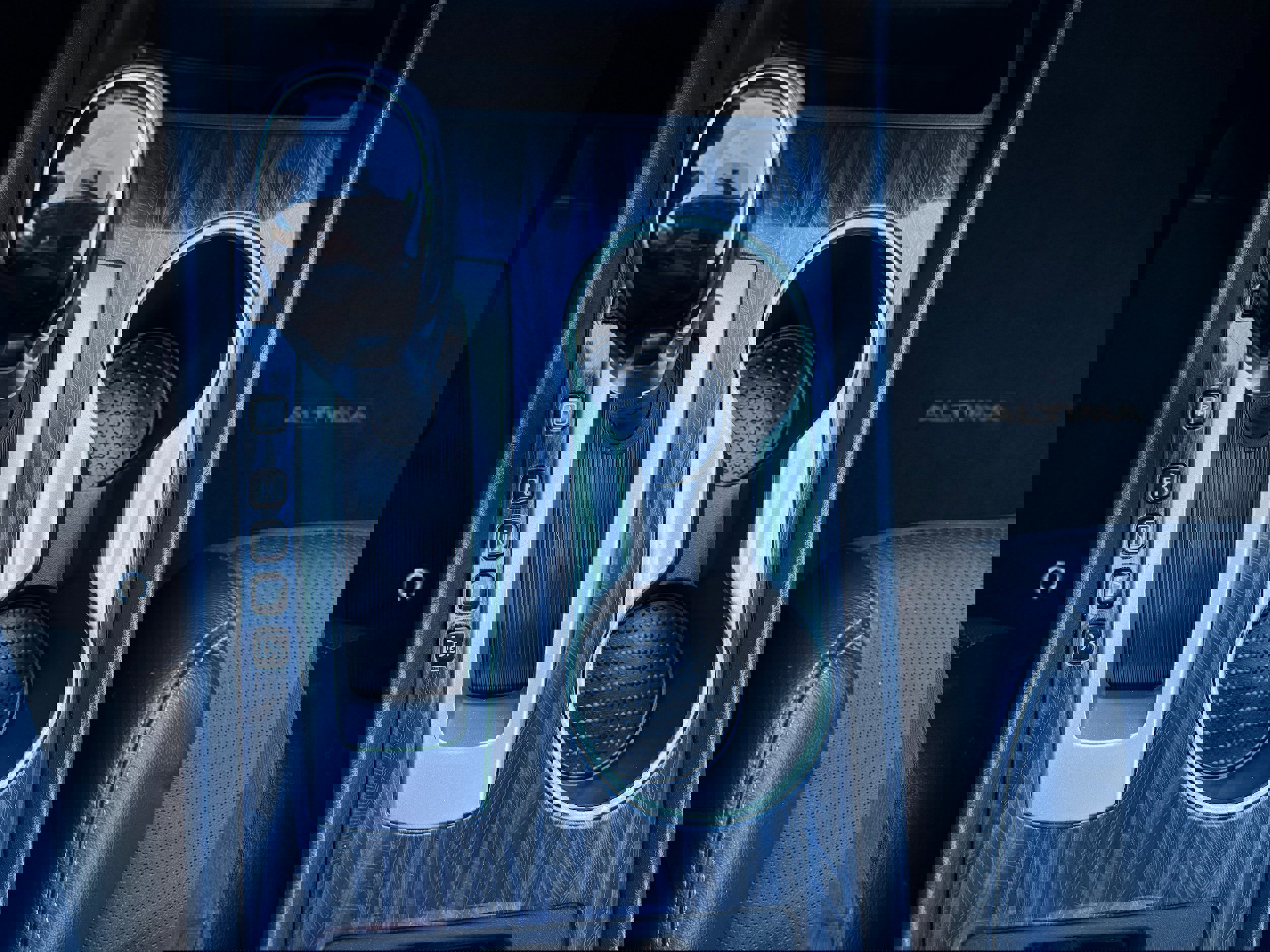 Used 2018 Nissan Altima 2.5 SL w/ 2.5 SL Technology Package image 41