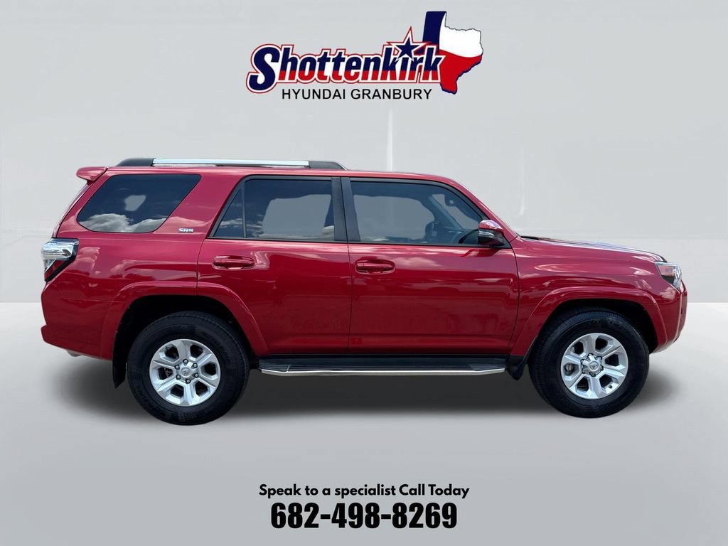 Used 2021 Toyota 4Runner SR5 Premium w/ Moonroof Package RWD image 5